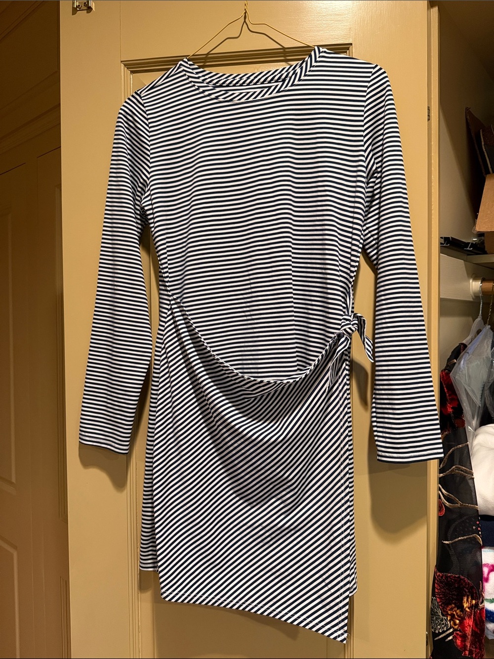 Girls Vineyard Vines Striped Long-Sleeve Side-Tie Dress - Navy & White